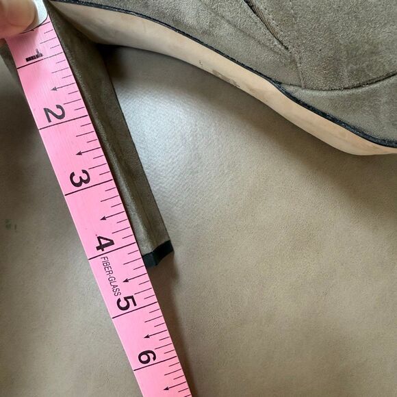 Stuart Weitzman grey suede peep-toe platform booties chunky block heel size 10 - Picture 8 of 9